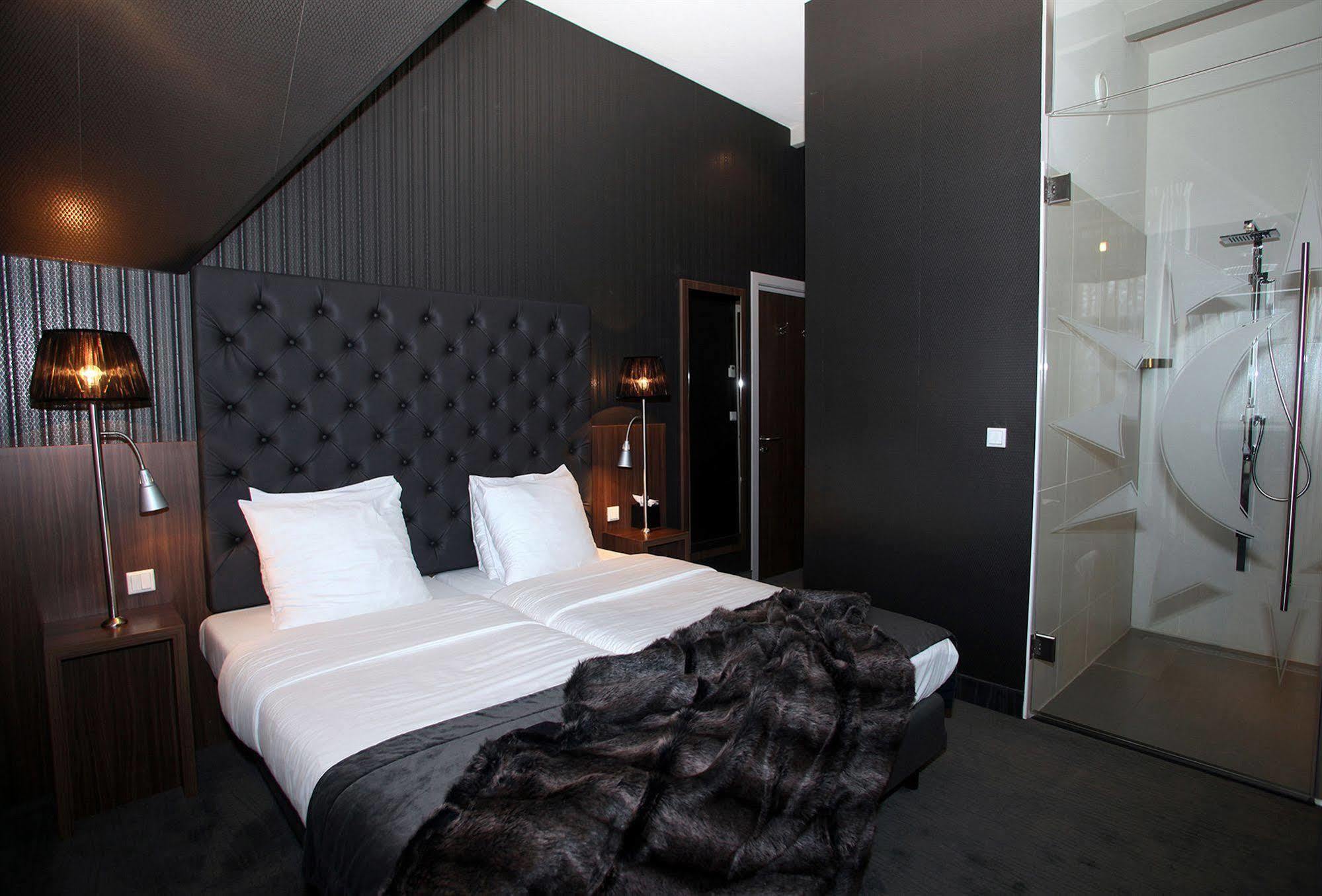 Hotel บลูเมนดาล ภายนอก รูปภาพ