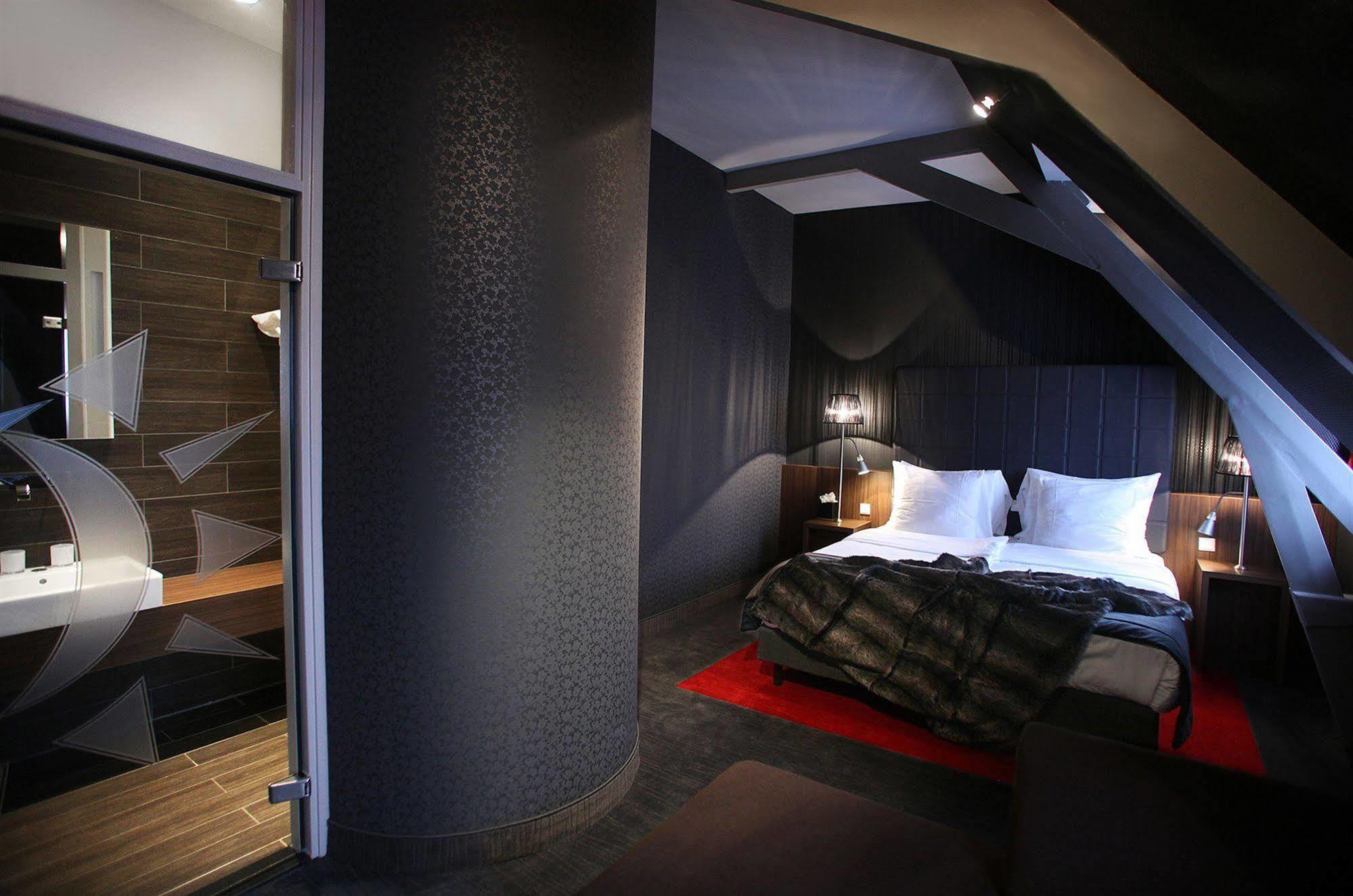Hotel บลูเมนดาล ภายนอก รูปภาพ